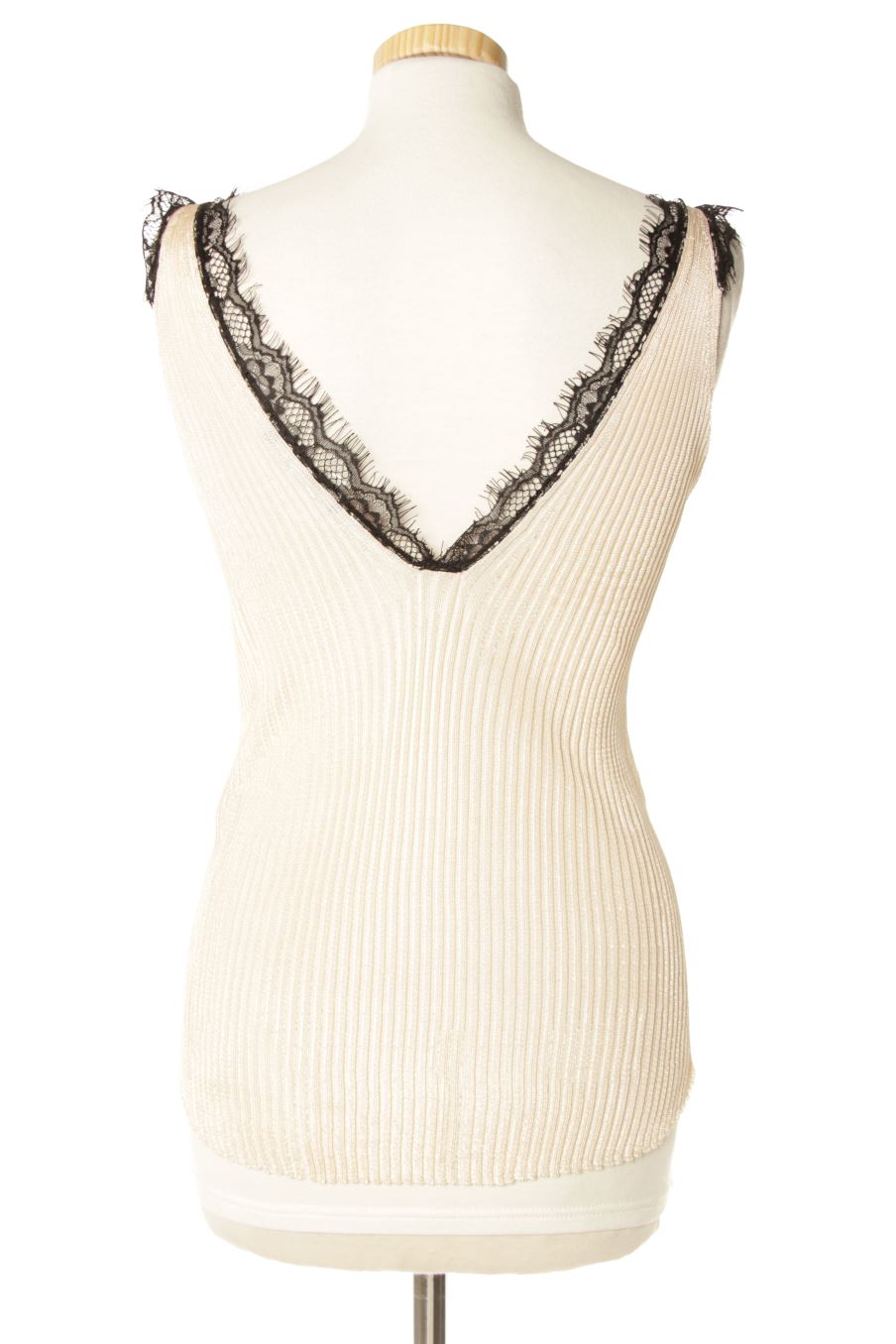 Top Zara de la taille S, de couleur beige