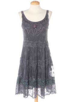 Einfaches Kleid M Yumi, Foto 1 von 2