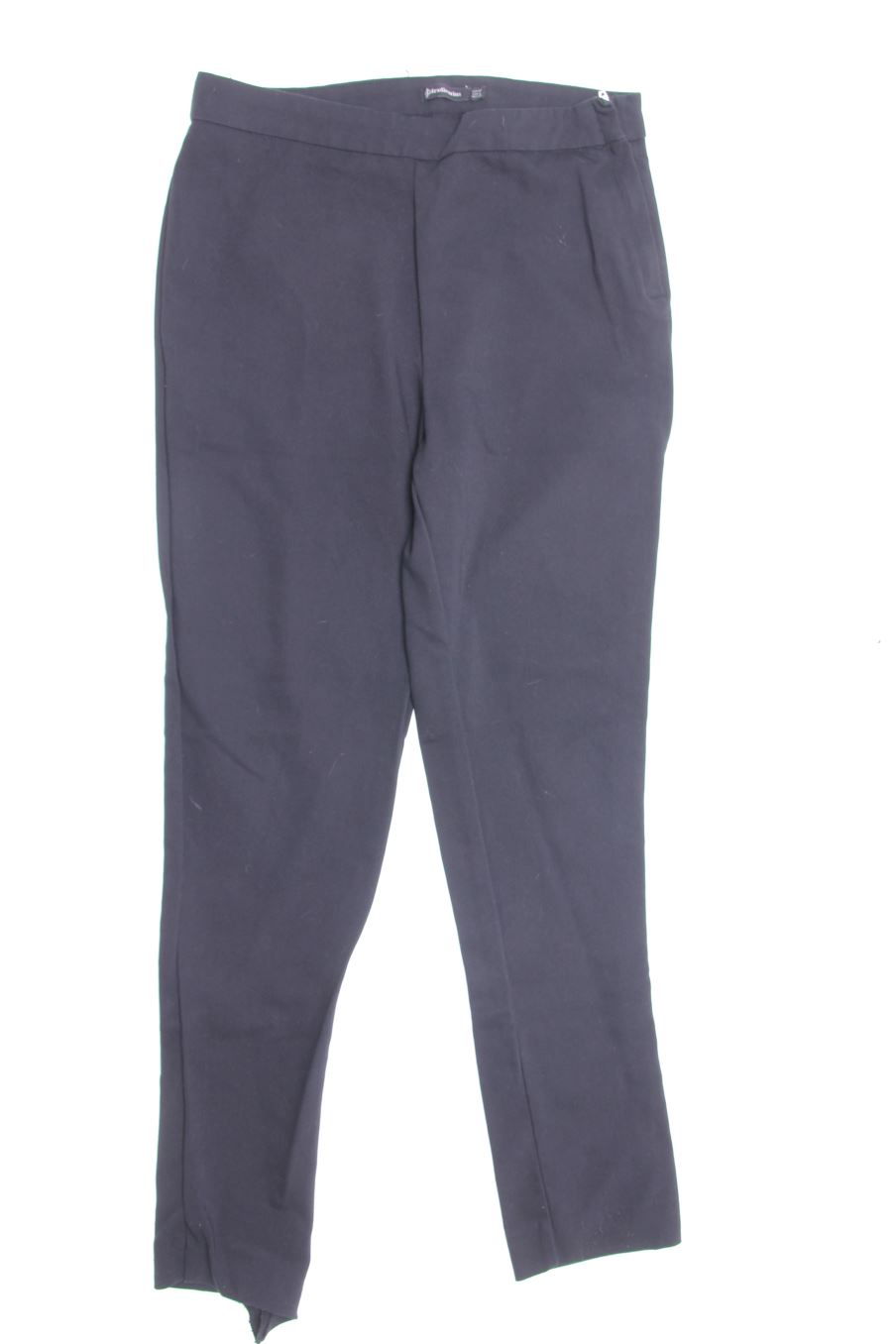 Pantalones de Stradivarius de la talla 40, de color negro