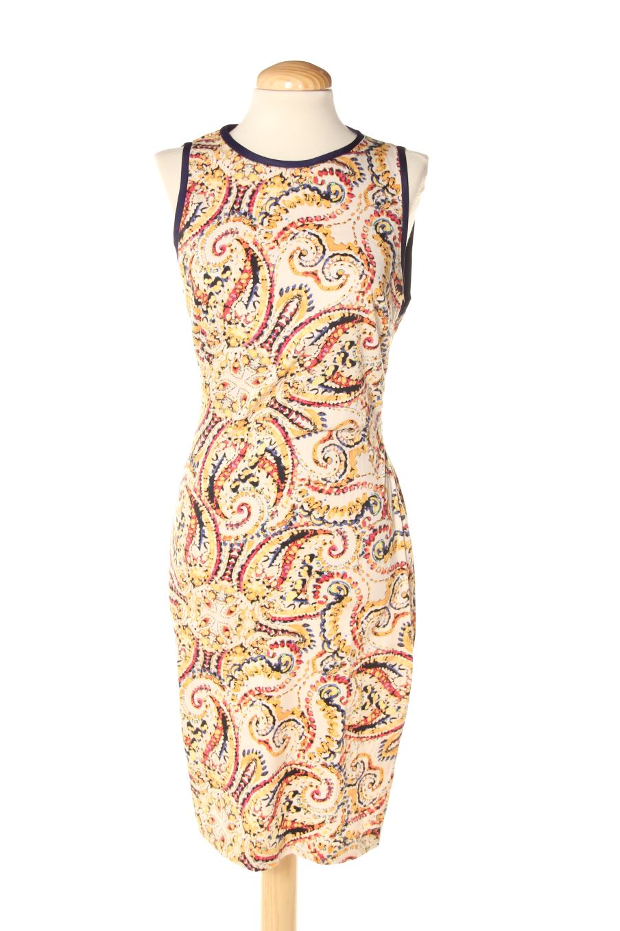 Vestido casual de Zara de la talla M, de color estampado