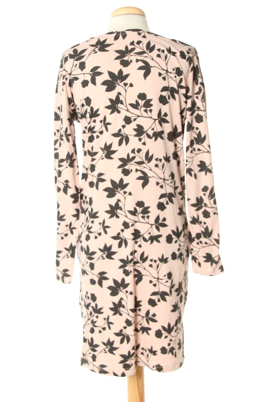 Robe casual Beloved de la taille S, de couleur fleurs