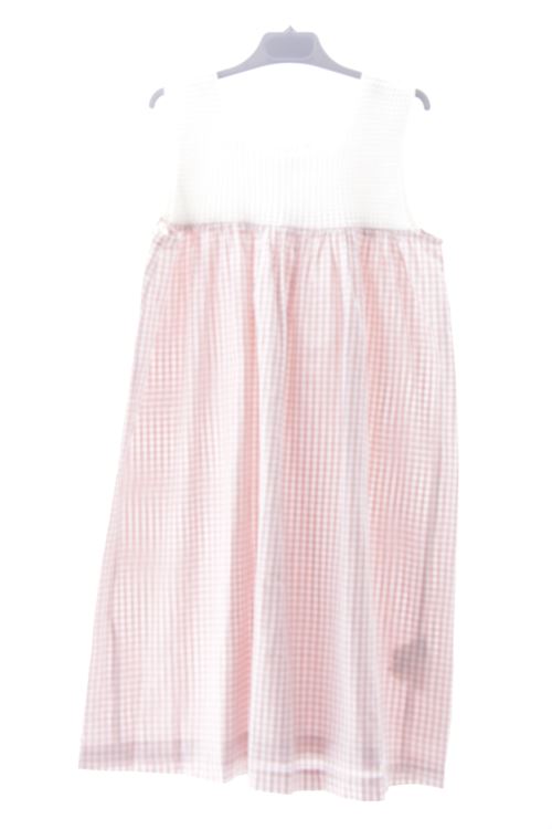Aufwändiges Kleid