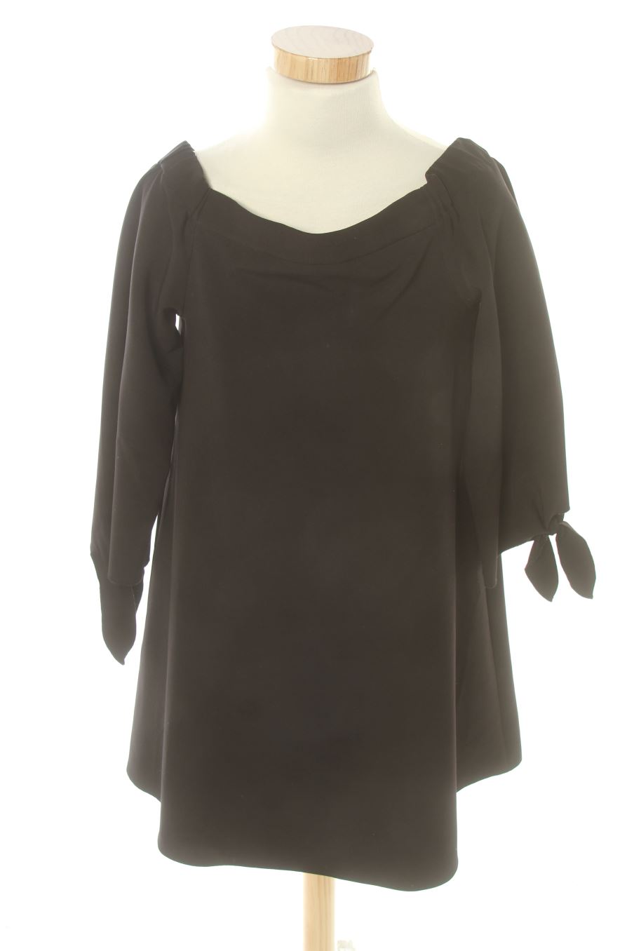 Robe casual Mng de la taille S, de couleur noir