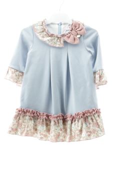 Aufwändiges Kleid 104 Kiriki