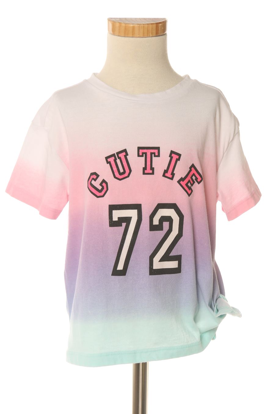 T-shirt Tenth de la taille 6 ans de seconde main