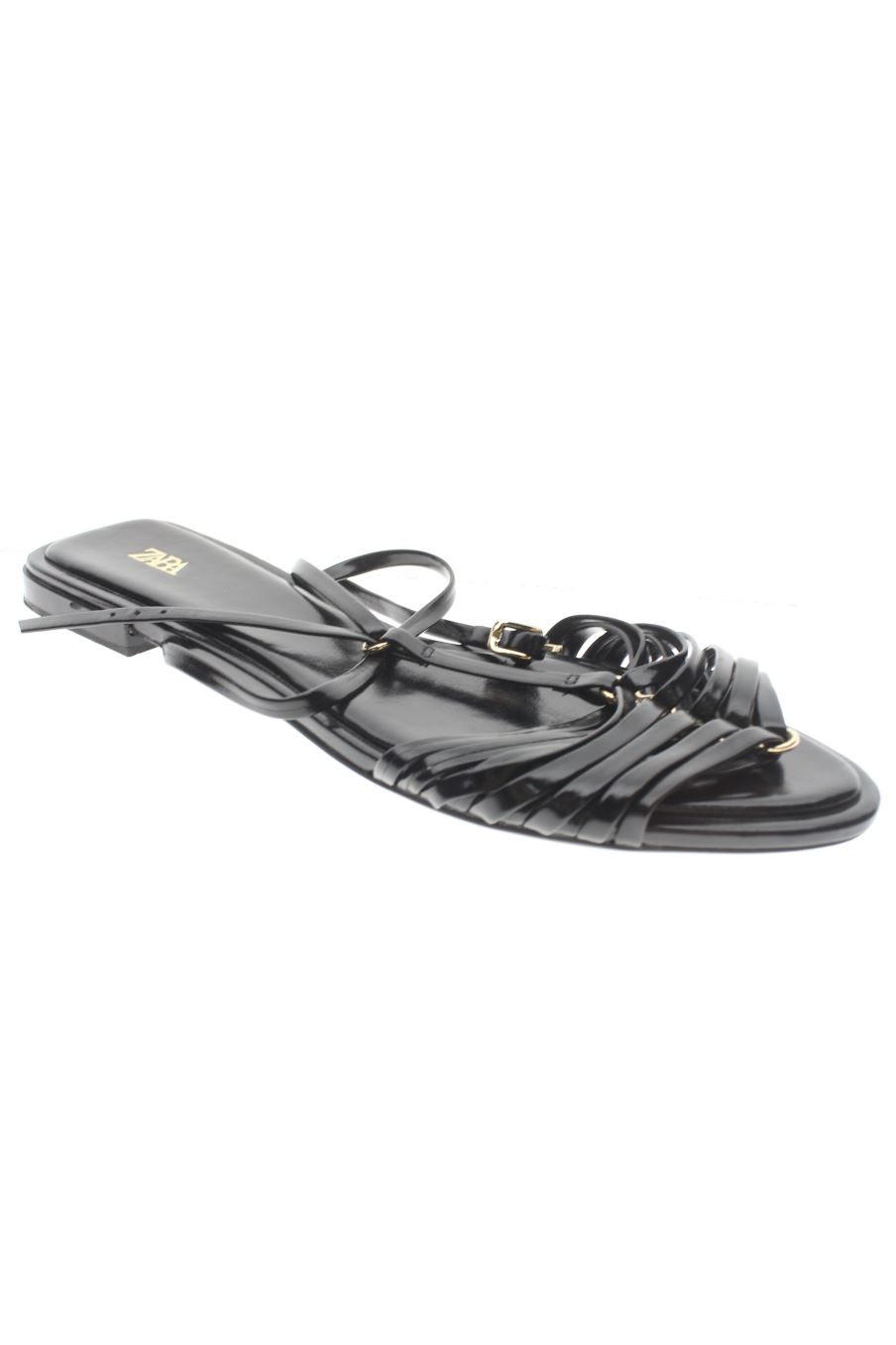 Sandalias planas de Zara de la talla 39, de color negro de