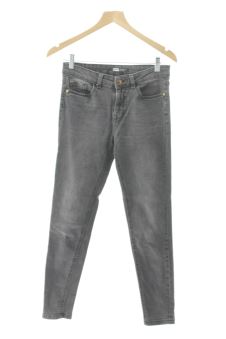 Jeans 38 Stradivarius, foto 1 di 2