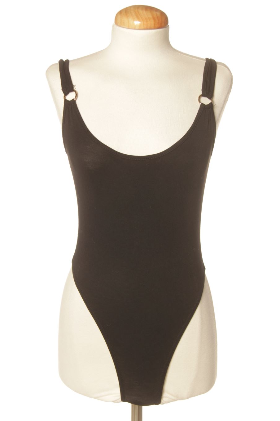 Body de PRETTYLITTLETHING de la talla 36, de color nero