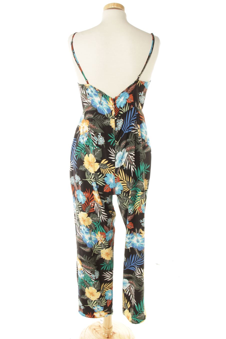Mono de Stradivarius de la talla L, de color flores