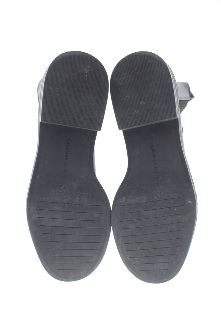 Botines de Pull & Bear de la talla 38, de color negro de