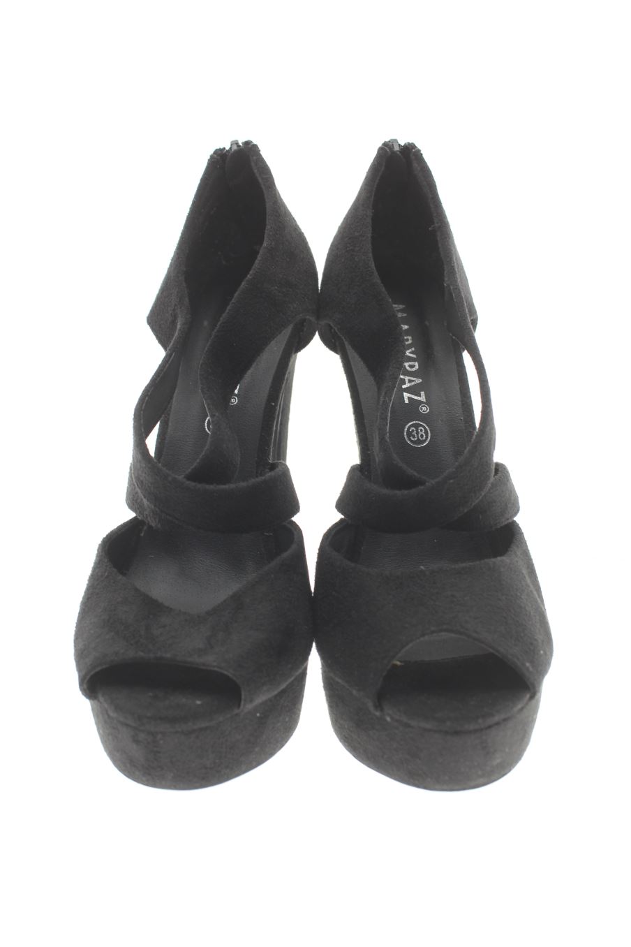 Sandalias tacon de Mary Paz de la talla 38, de color negro de