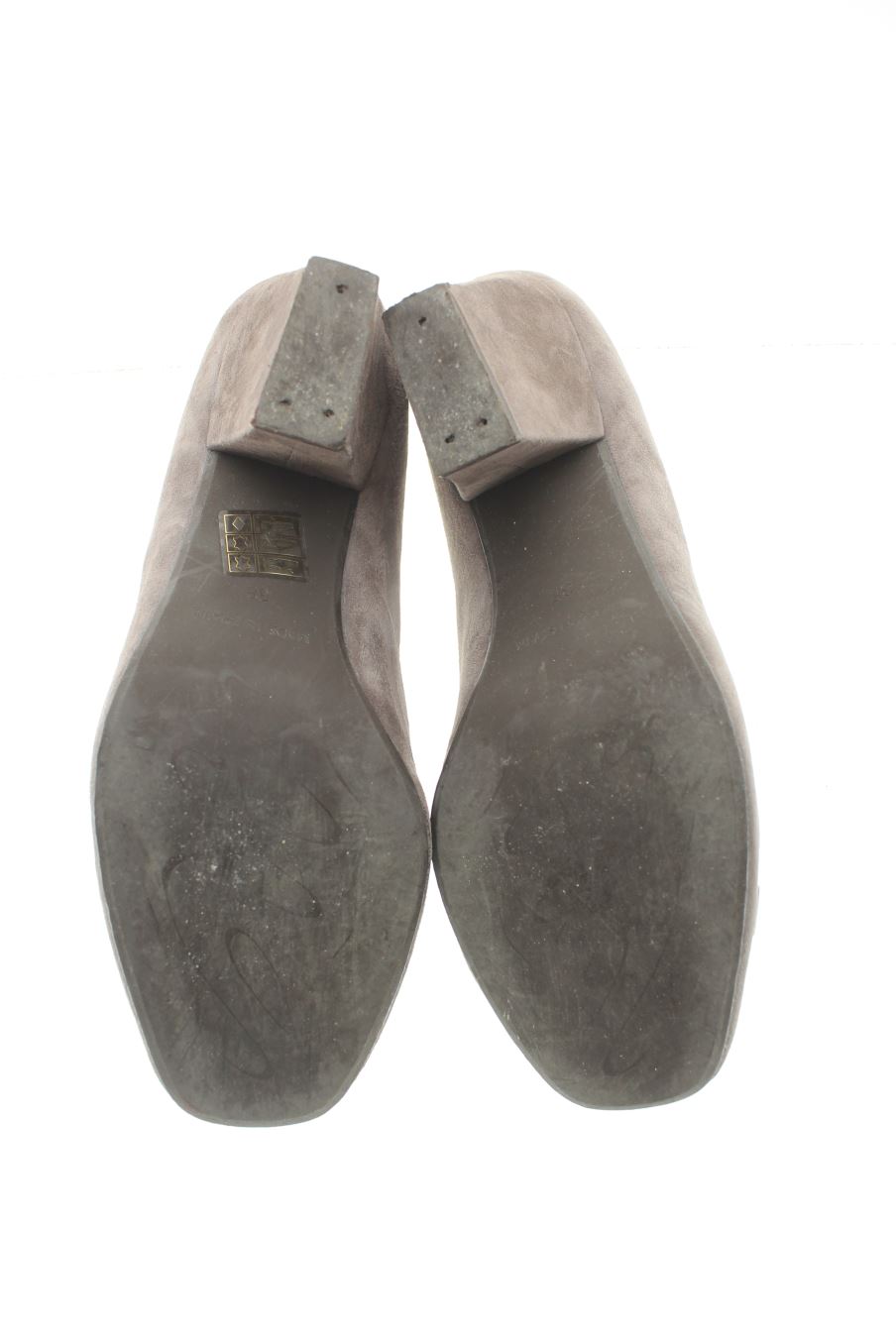 Zapatos de tacon de Calzados Vale de la talla 38, de color gris de
