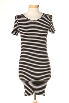 Vestido casual S Stradivarius, foto 1 de 2