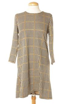 Vestido casual M Stradivarius, foto 1 de 2