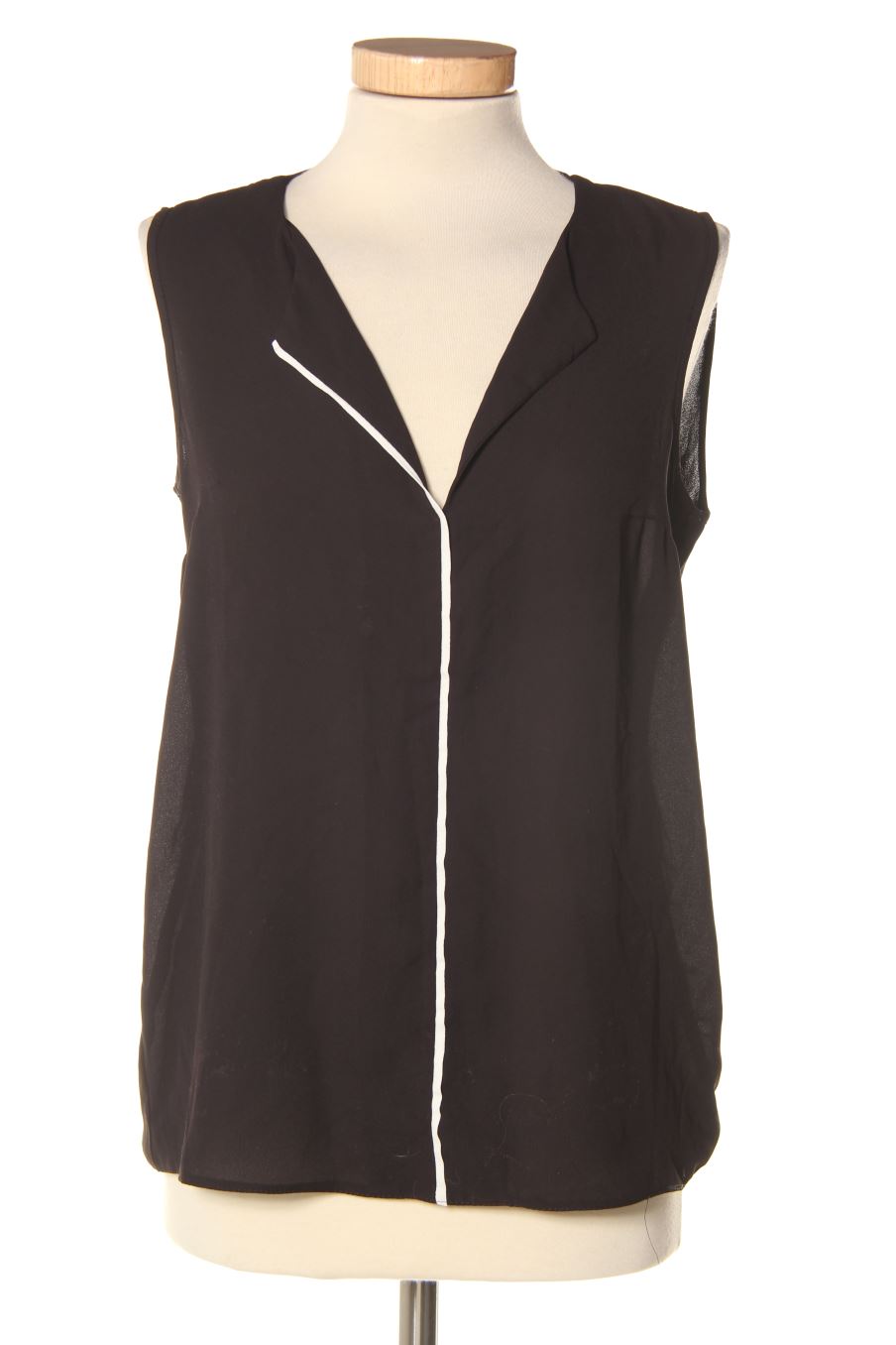 Top de Etam de la talla 36, de color negro