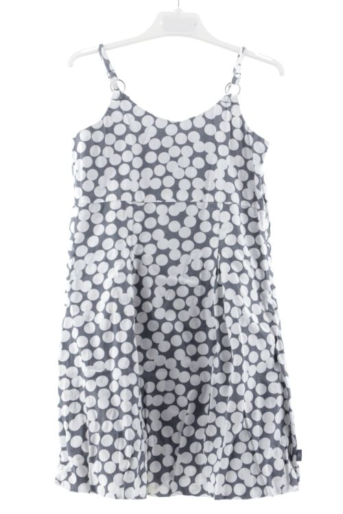 Aufwändiges Kleid