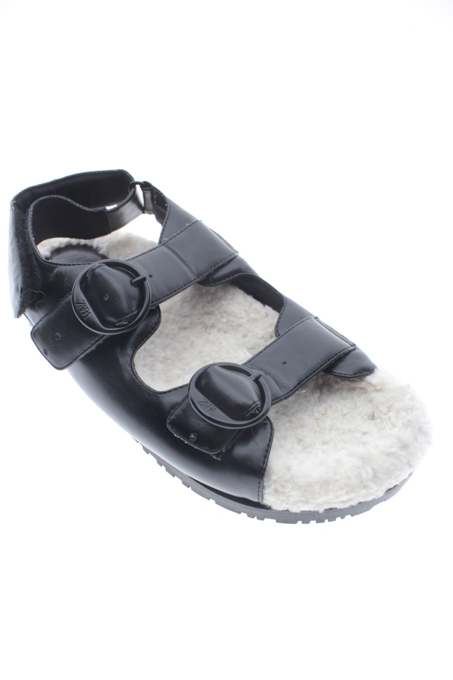 Sandales plates de Zara de la taille 40, de couleur noir de