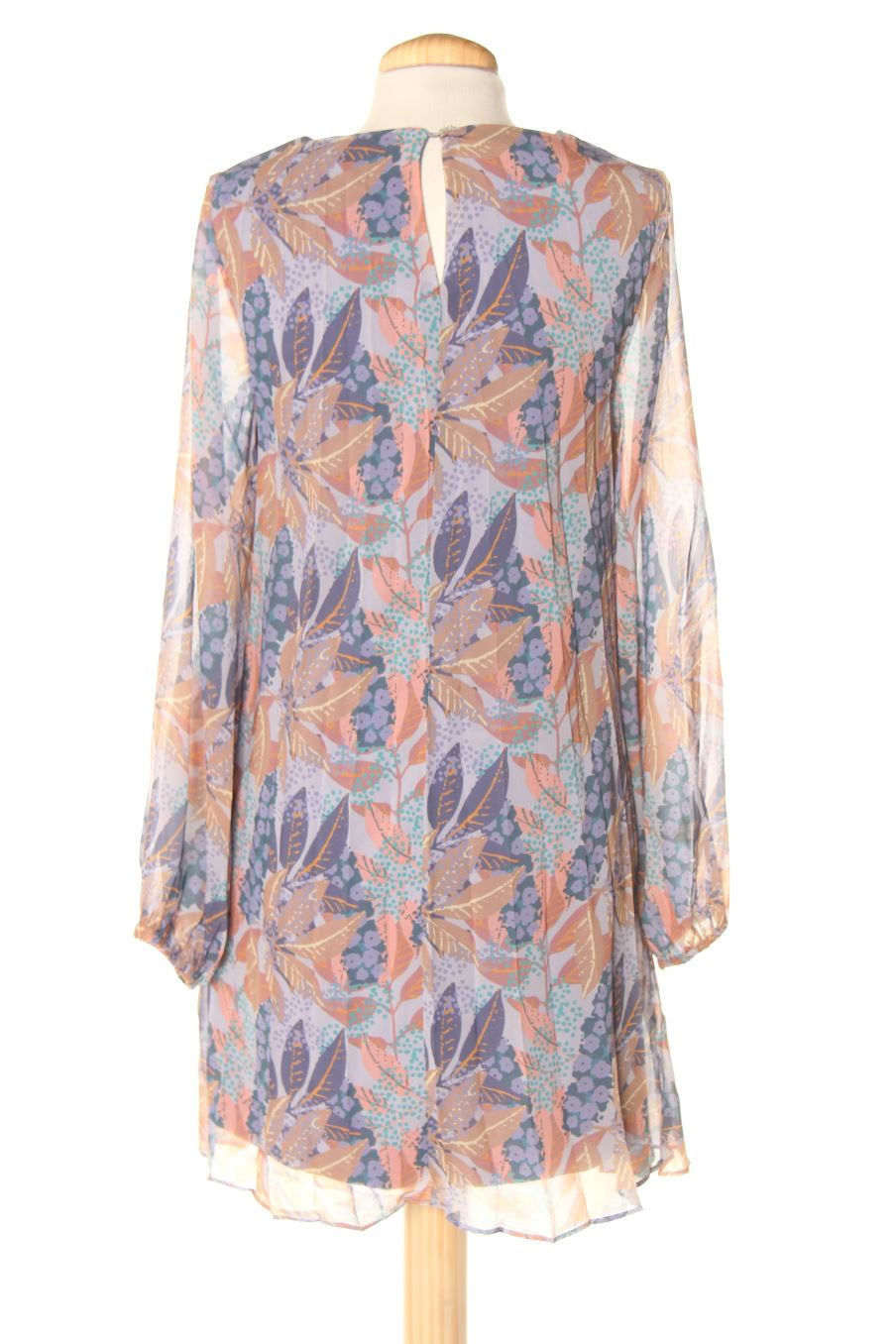 Einfaches Kleid von TRENDYOL Größe 34, Farbe Aufdruck, für