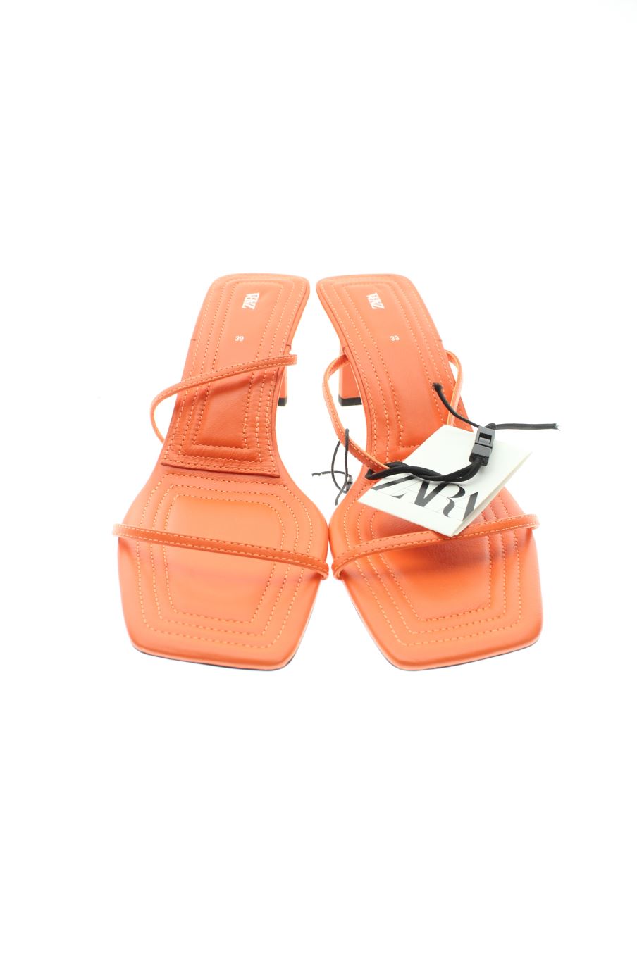 Sandalias tacon de Zara de la talla 39, de color naranja de
