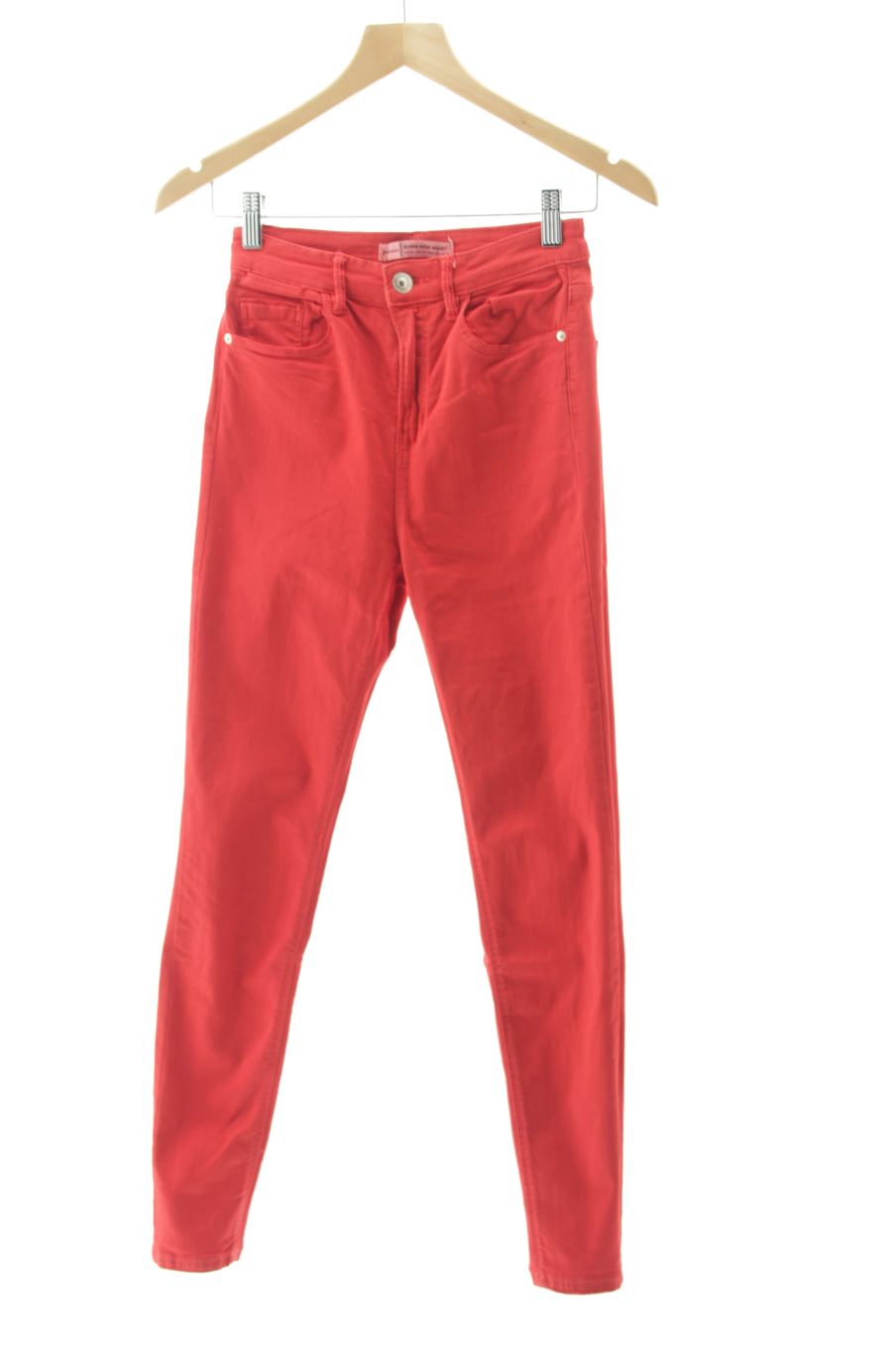 Jeans de Stradivarius de la talla 36, de color arancione