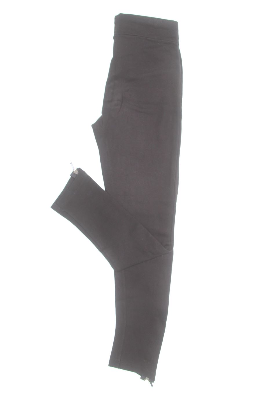 Pantalón Casual de Zara de la talla M, de color negro