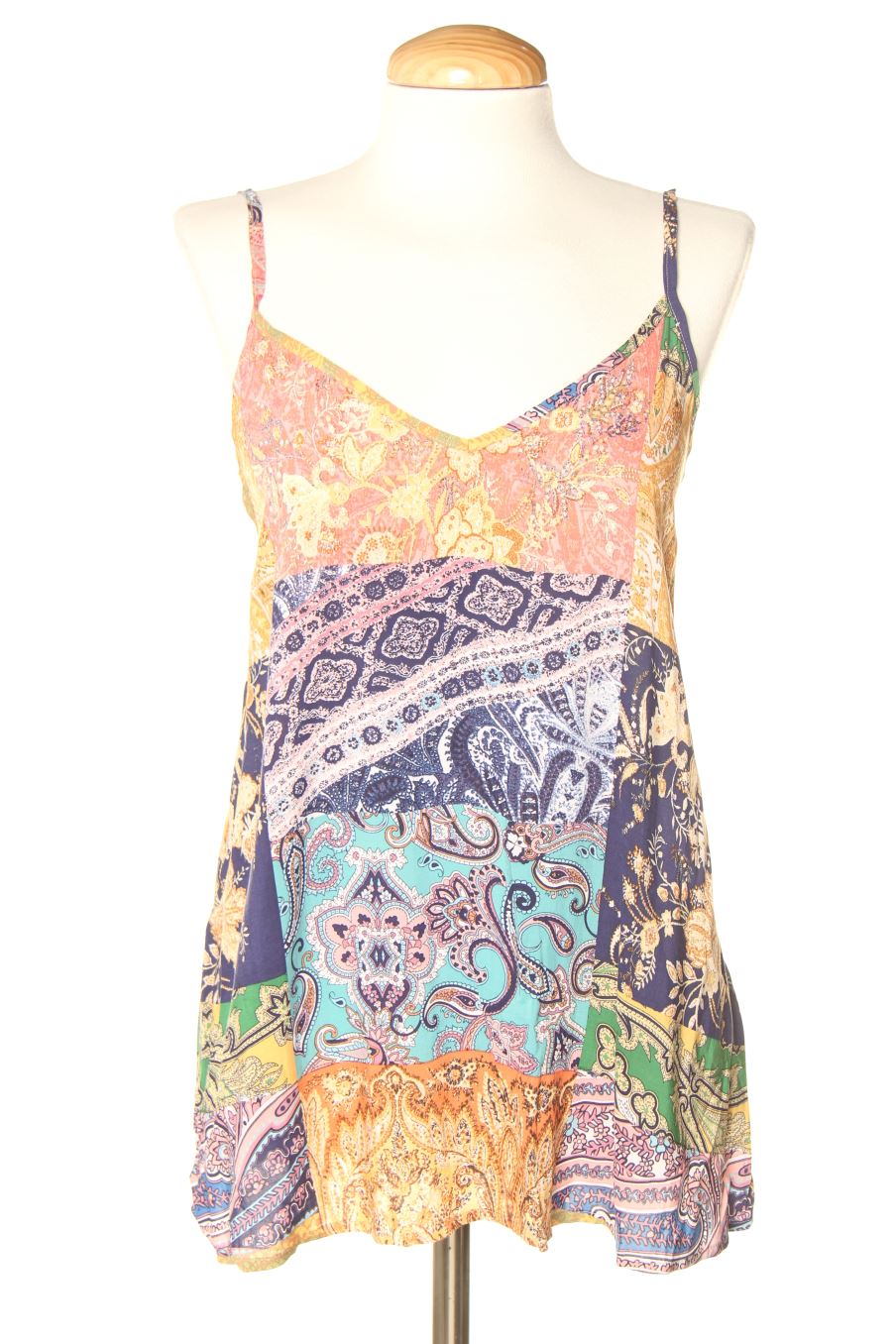Top Tezenis de la taille S, de couleur imprimés