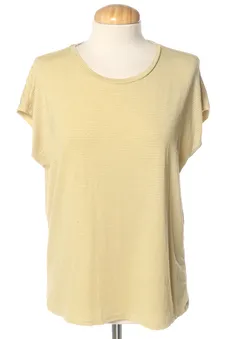 Camiseta S Only, foto 1 de 2