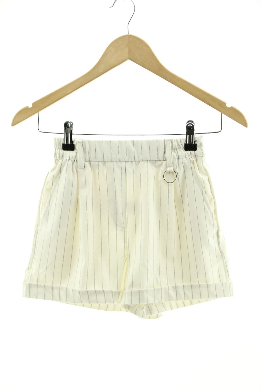Shorts Bershka de la taille XS, de couleur rayures