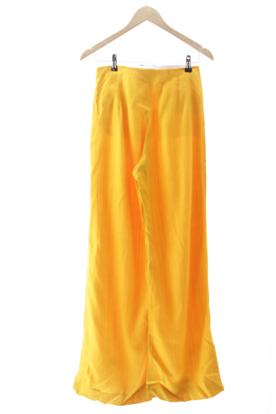Pantalon Sandro de la taille 36, de couleur jaune