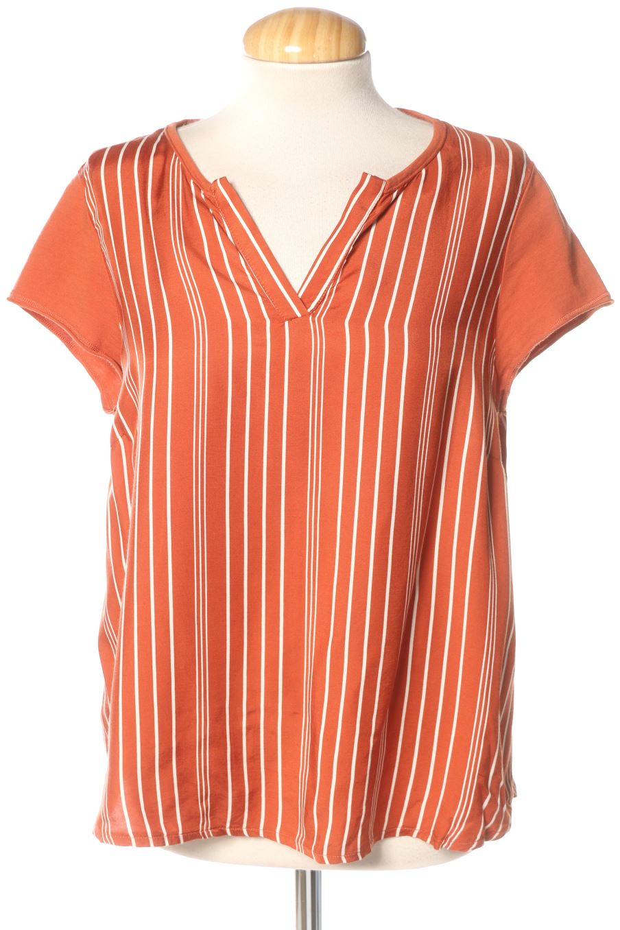 T-shirt Yerse de la taille M, de couleur rayures
