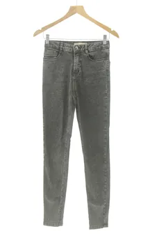 Jeans 36 Bershka, photo 1 sur 2