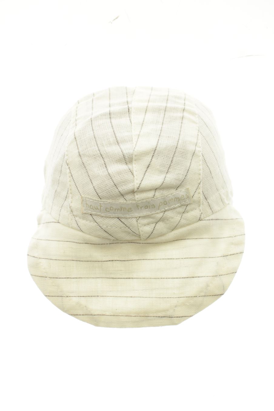 Gorro de 3pommes de la talla 0-6 meses con etiqueta