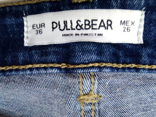 Jeans Pull & Bear de la taille 36, de couleur bleu de denim