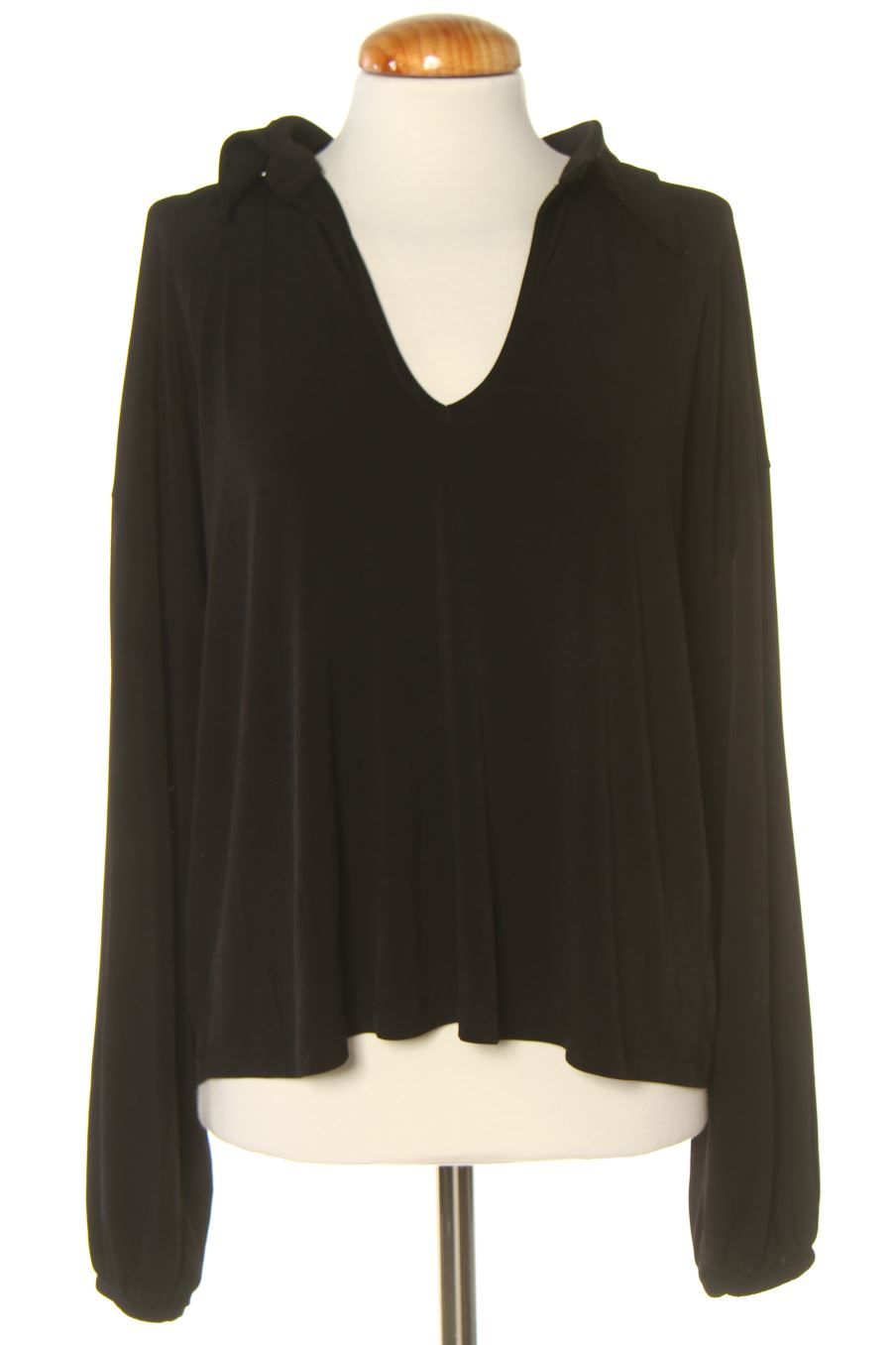 Blouse à manches longues Mango de la taille M, de couleur noir