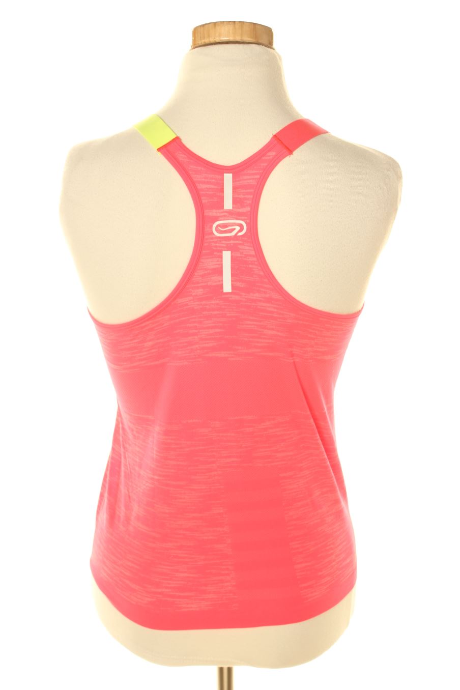 Top deportivo de Kalenji (DECATHLON) de la talla XS, de color rosa