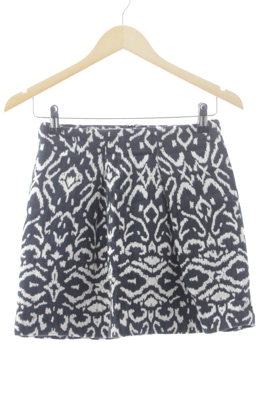 Falda de Stradivarius de la talla 34, de color estampado