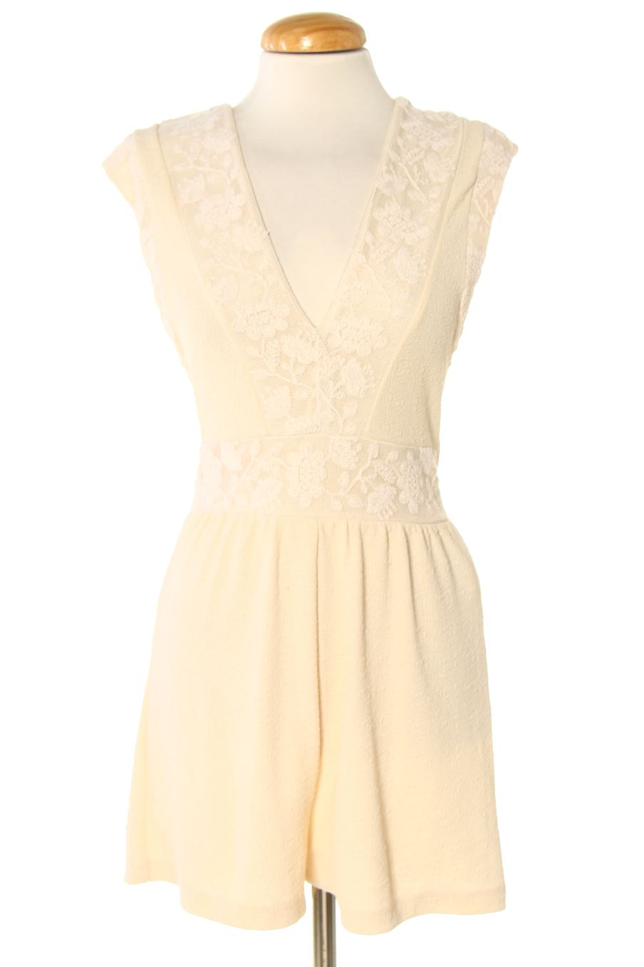 Combinaisons Zara de la taille M, de couleur beige