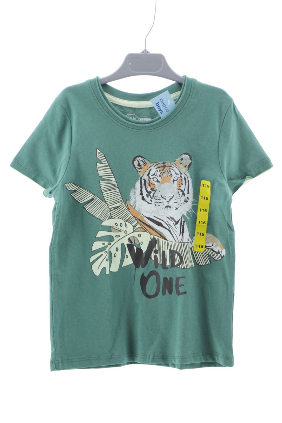 T-shirt Little Kids de la taille 5 ans avec une étiquette