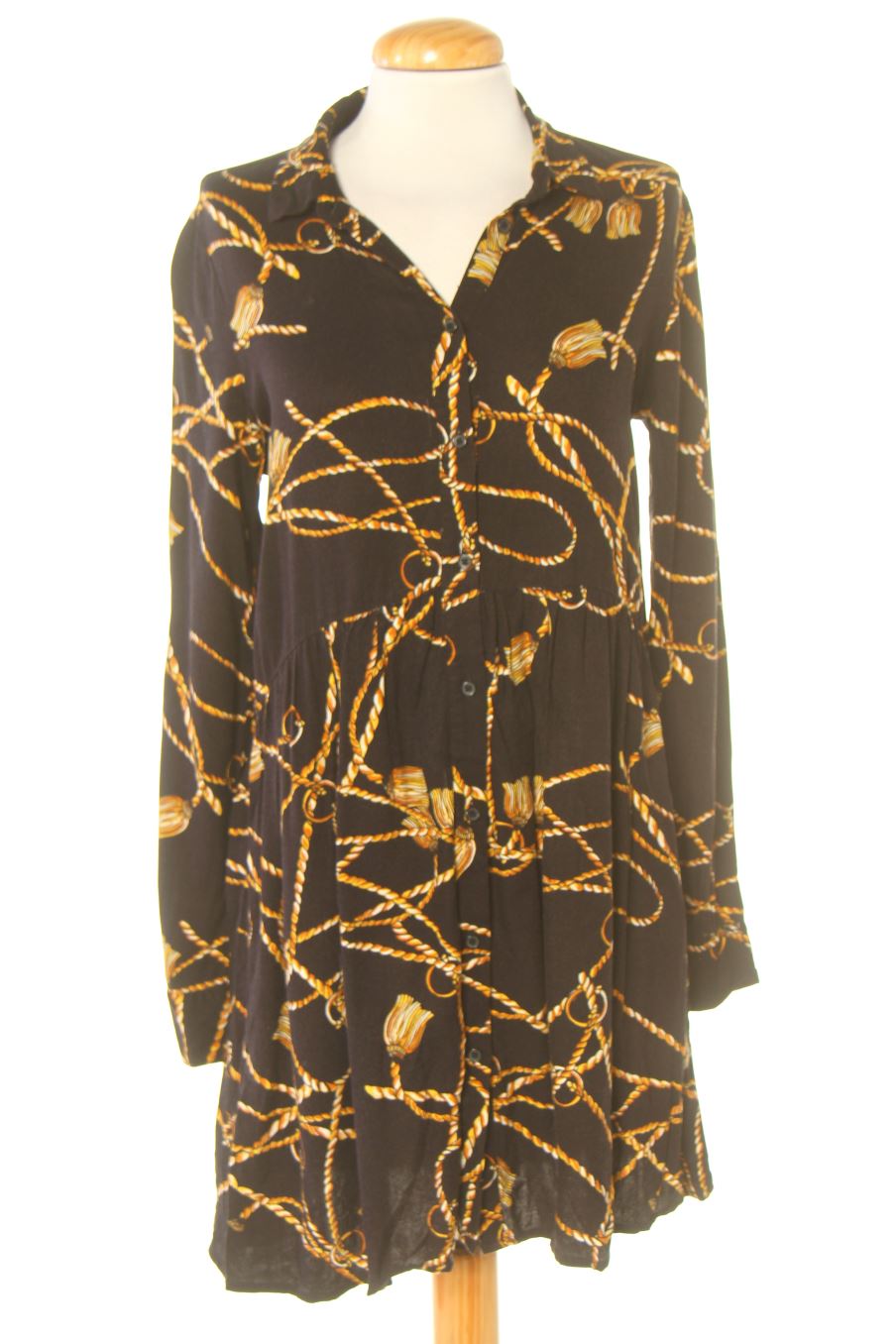 Robe casual Stradivarius de la taille S, de couleur imprimés