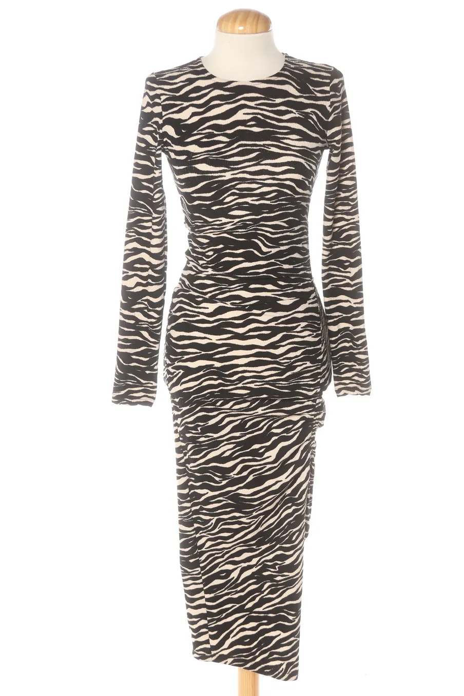 Robe de jour Bershka de la taille XS, de couleur animal print
