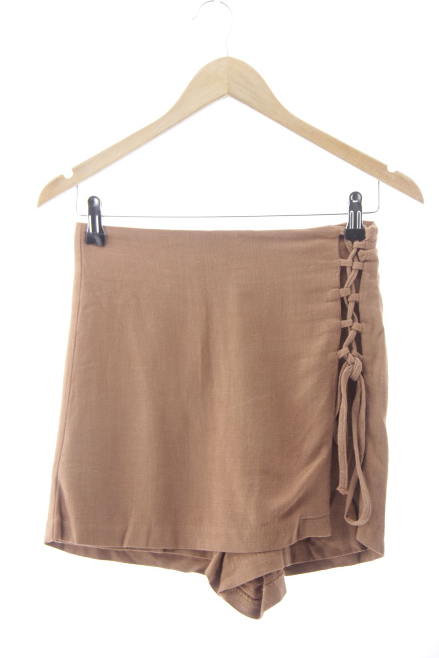Kurze Hose von Stradivarius Größe 34, Farbe Braun, für