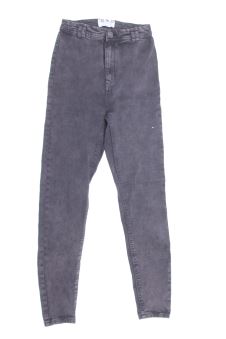 Jeans 32 Bershka, photo 1 sur 2
