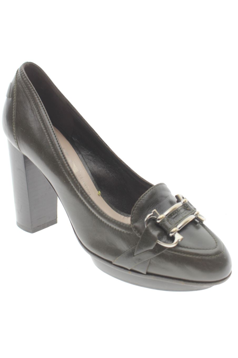 Zapatos de tacon de Salvatore Ferragamo de la talla 36, de color verde de