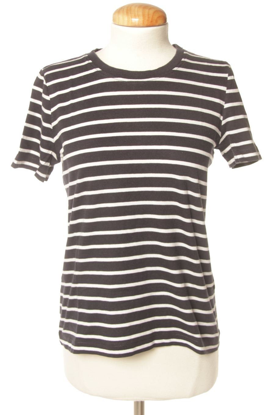 T-shirt C&A de la taille XS, de couleur rayures