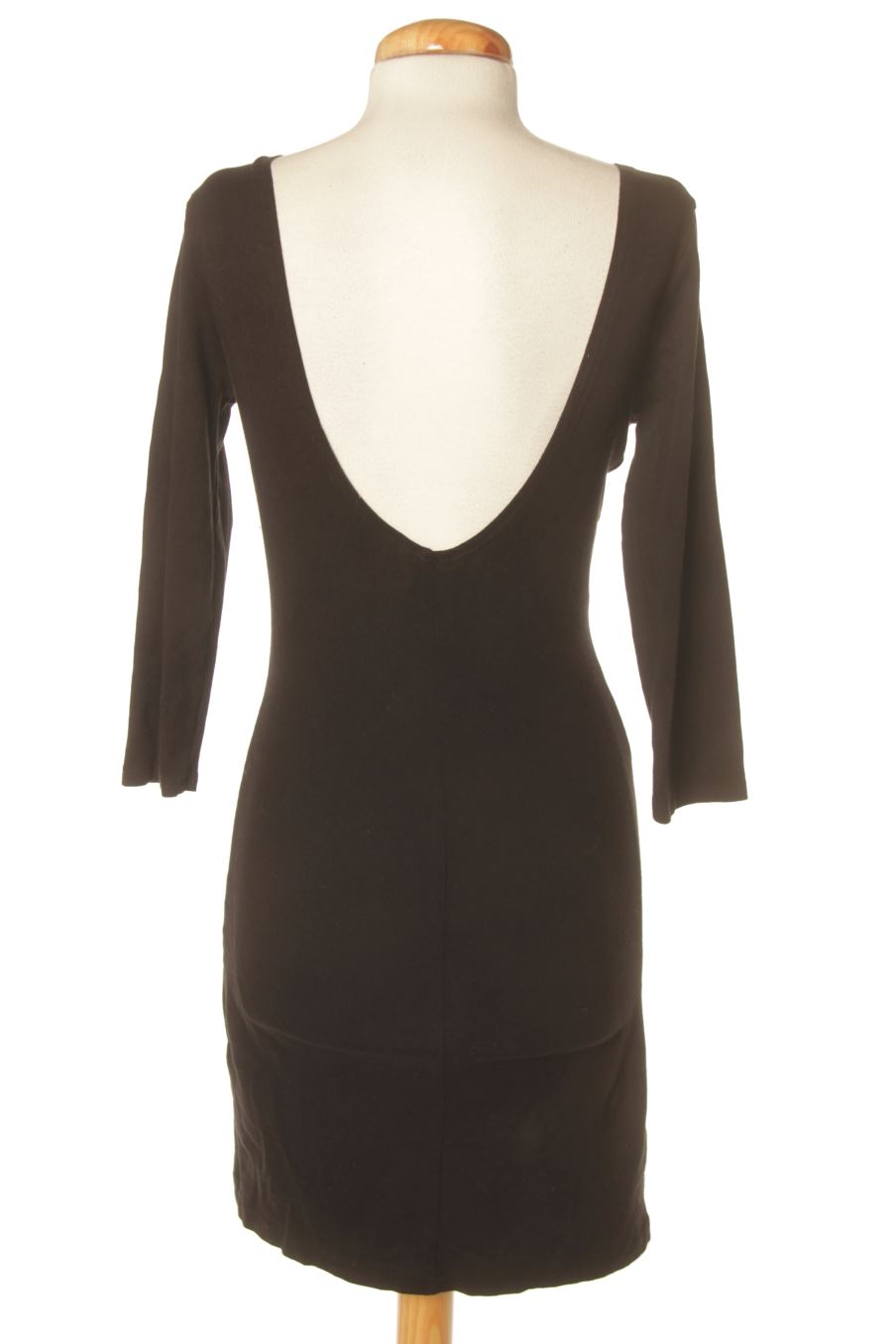 Robe casual H&M de la taille S, de couleur noir
