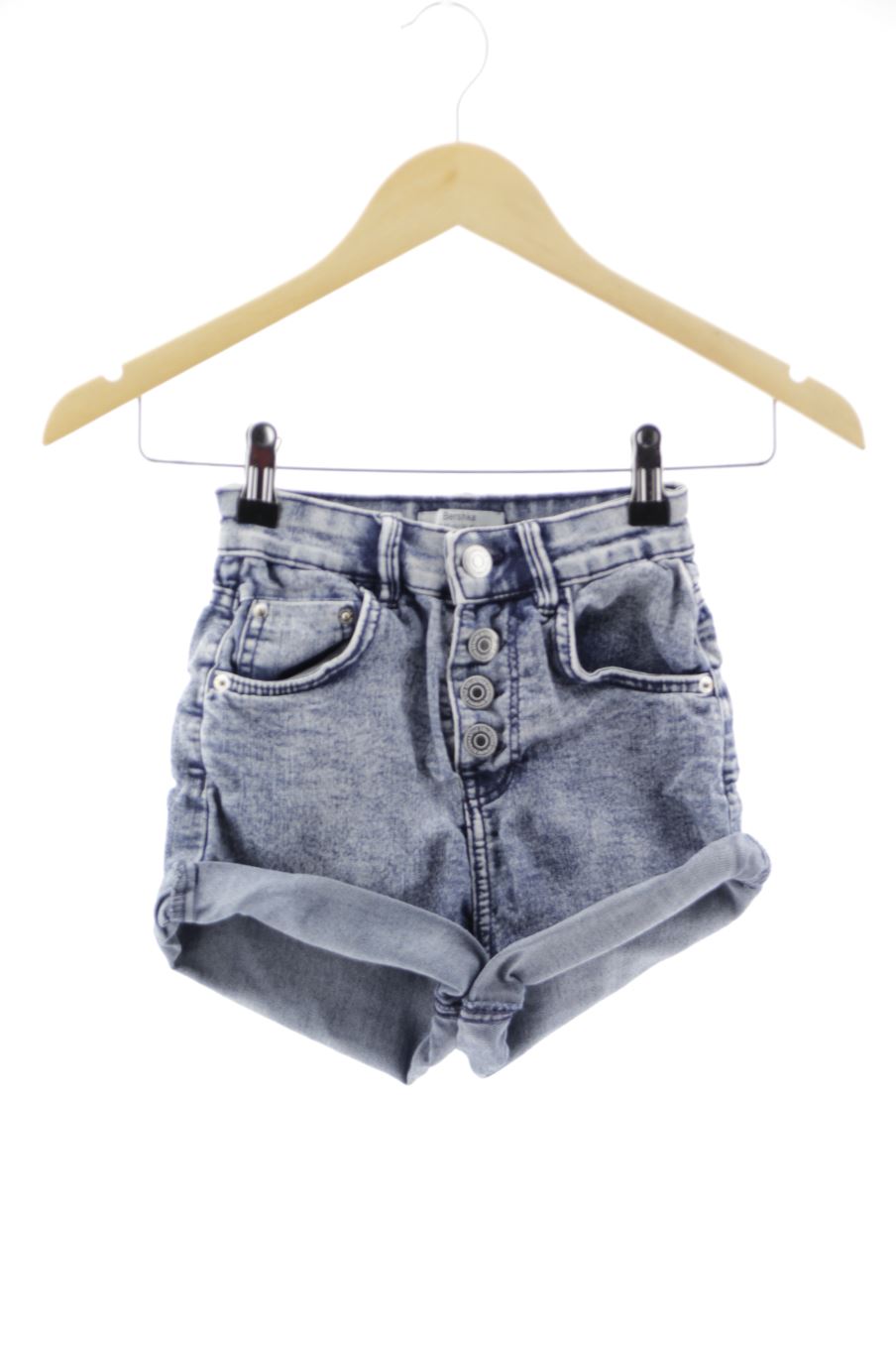Shorts Bershka de la taille 32, de couleur bleu de denim