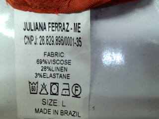 Pantalones cortos de DIVNI Sao Paulo de la talla L, de color rojo
