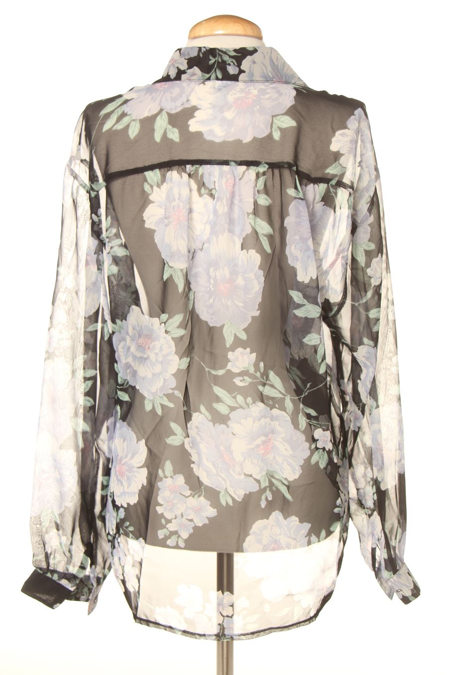 Chemise C&A de la taille 38, de couleur fleurs