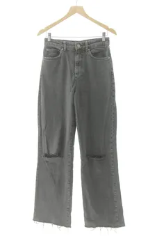 Jeans 36 Stradivarius, photo 1 sur 2