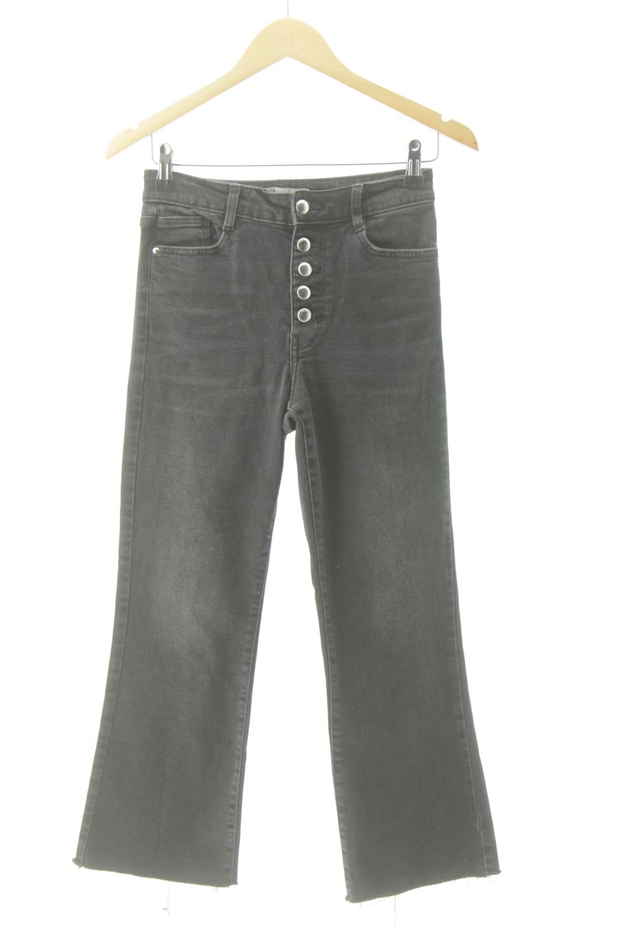 Jeans de Zara de la talla 34, de color nero